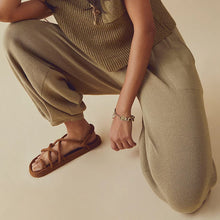 Last inn bildet i Galleri-visningsprogrammet, Ensfarget strikket todelt sett for kvinner