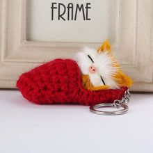 Last inn bildet i Galleri-visningsprogrammet, Søt sovende kattunge nøkkelring