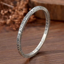 Last inn bildet i Galleri-visningsprogrammet, Auspicious Totem Ethnic Bracelet