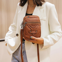 Last inn bildet i Galleri-visningsprogrammet, Klassisk mini crossbody-veske