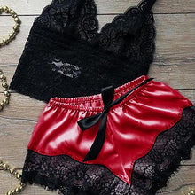 Last inn bildet i Galleri-visningsprogrammet, Cami pyjamassett med blonder