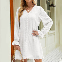 Last inn bildet i Galleri-visningsprogrammet, Langermet kjole med blondepanel