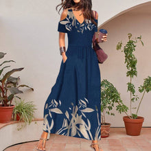 Last inn bildet i Galleri-visningsprogrammet, Maxikjole med blader trykk