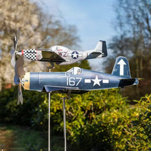 Last inn bildet i Galleri-visningsprogrammet, Dekorasjon av vindmĂžlle i hagen