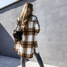 Last inn bildet i Galleri-visningsprogrammet, Moteriktig rutete skjortejakke