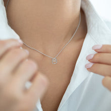 Last inn bildet i Galleri-visningsprogrammet, Hestesko halskjede