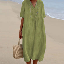 Last inn bildet i Galleri-visningsprogrammet, V-hals ensfarget kjole med korte ermer