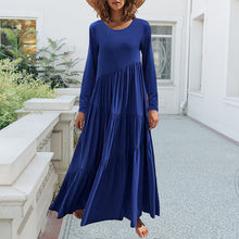 Last inn bildet i Galleri-visningsprogrammet, Asymmetrisk langt skjørt med rund hals