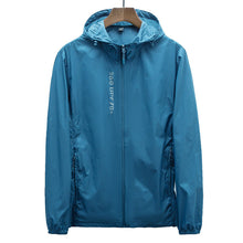 Last inn bildet i Galleri-visningsprogrammet, Sol-beskyttelses frakk