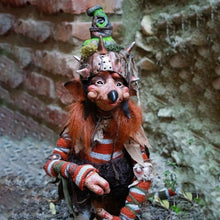 Last inn bildet i Galleri-visningsprogrammet, Garden Protector Goblin