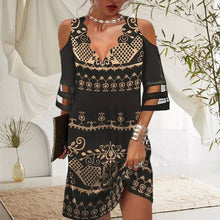 Last inn bildet i Galleri-visningsprogrammet, Printet kjole med mesh-ermer