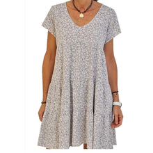 Last inn bildet i Galleri-visningsprogrammet, Kortermet trykt kjole med rund hals
