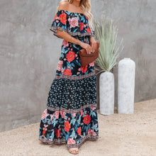 Last inn bildet i Galleri-visningsprogrammet, Off Shoulder-trykt maxi-kjole