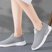 Last inn bildet i Galleri-visningsprogrammet, Pustende sko av fiskeskala