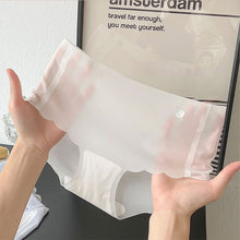 Last inn bildet i Galleri-visningsprogrammet, Sømløst dameundertøy laget av issilke