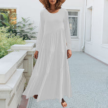 Last inn bildet i Galleri-visningsprogrammet, Asymmetrisk langt skjørt med rund hals