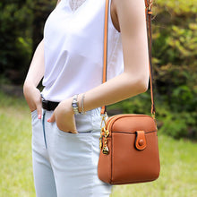 Last inn bildet i Galleri-visningsprogrammet, Liten firkantet veske med enkelt skulderstropp og kontrastfarger