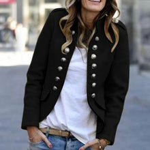 Last inn bildet i Galleri-visningsprogrammet, Blazer med knapper