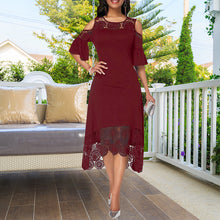 Last inn bildet i Galleri-visningsprogrammet, Volangkjole med blonder