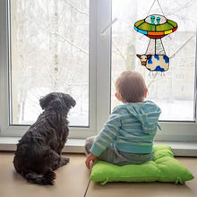 Last inn bildet i Galleri-visningsprogrammet, Malet UFO ku anheng