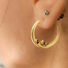 Last inn bildet i Galleri-visningsprogrammet, Måne øreringer