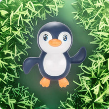 Last inn bildet i Galleri-visningsprogrammet, Svømmende pingvin