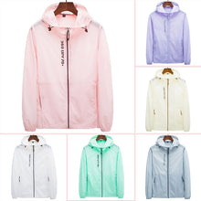 Last inn bildet i Galleri-visningsprogrammet, Sol-beskyttelses frakk