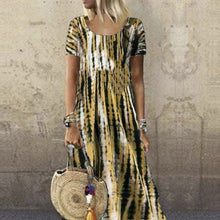 Last inn bildet i Galleri-visningsprogrammet, Kjole med batikk trykk