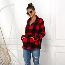 Last inn bildet i Galleri-visningsprogrammet, Langermet rutete kåpe med slag