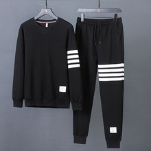 Last inn bildet i Galleri-visningsprogrammet, Sporty todels dress