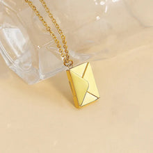 Last inn bildet i Galleri-visningsprogrammet, Metal Envelope Necklace