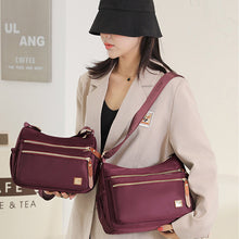 Last inn bildet i Galleri-visningsprogrammet, Nylon Dumpling Shoulder Bag