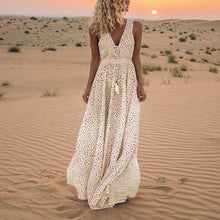 Last inn bildet i Galleri-visningsprogrammet, Ermeløs Kjole med Prikkete Trykk