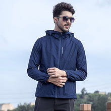 Last inn bildet i Galleri-visningsprogrammet, Vanntett og pustende jakke