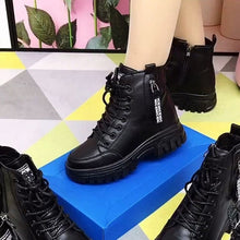 Last inn bildet i Galleri-visningsprogrammet, Høytopp for kvinner, varme Martin-støvler i skinn