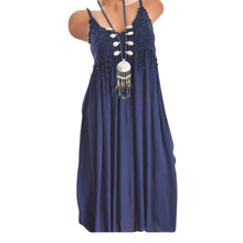 Last inn bildet i Galleri-visningsprogrammet, Ensfarget strand-kjole med blonder