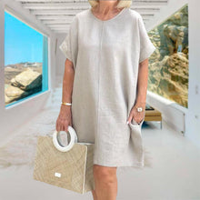 Last inn bildet i Galleri-visningsprogrammet, Ensfarget kjole i bomull og lin