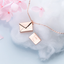 Last inn bildet i Galleri-visningsprogrammet, Metal Envelope Necklace