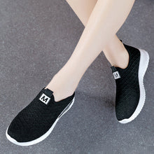 Last inn bildet i Galleri-visningsprogrammet, Pustende sko av fiskeskala