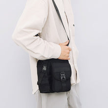 Last inn bildet i Galleri-visningsprogrammet, Skuldervesker med vannflaskeholder