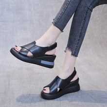 Last inn bildet i Galleri-visningsprogrammet, Dametøfler og sandaler med åpen tå, fiskemunn