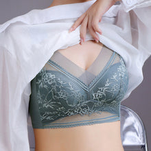 Last inn bildet i Galleri-visningsprogrammet, BH med blonder