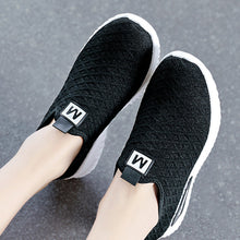 Last inn bildet i Galleri-visningsprogrammet, Pustende sko av fiskeskala