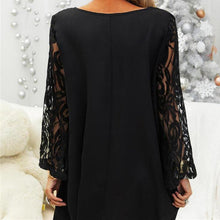 Last inn bildet i Galleri-visningsprogrammet, Sort kjole med blonder