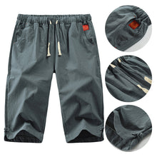 Last inn bildet i Galleri-visningsprogrammet, Ensfarget uformelle kuttede bukser i bomull og lin for menn