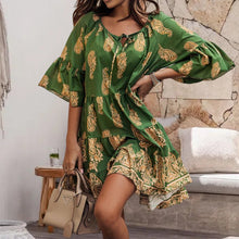 Last inn bildet i Galleri-visningsprogrammet, Kortermet løs kjole med trykk