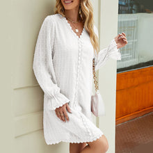 Last inn bildet i Galleri-visningsprogrammet, Langermet kjole med blondepanel