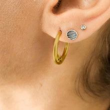 Last inn bildet i Galleri-visningsprogrammet, Måne øreringer