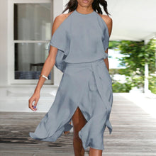 Last inn bildet i Galleri-visningsprogrammet, Ensfarget midikjole