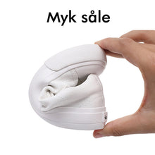 Last inn bildet i Galleri-visningsprogrammet, Barnes lerretsko med lavt snitt